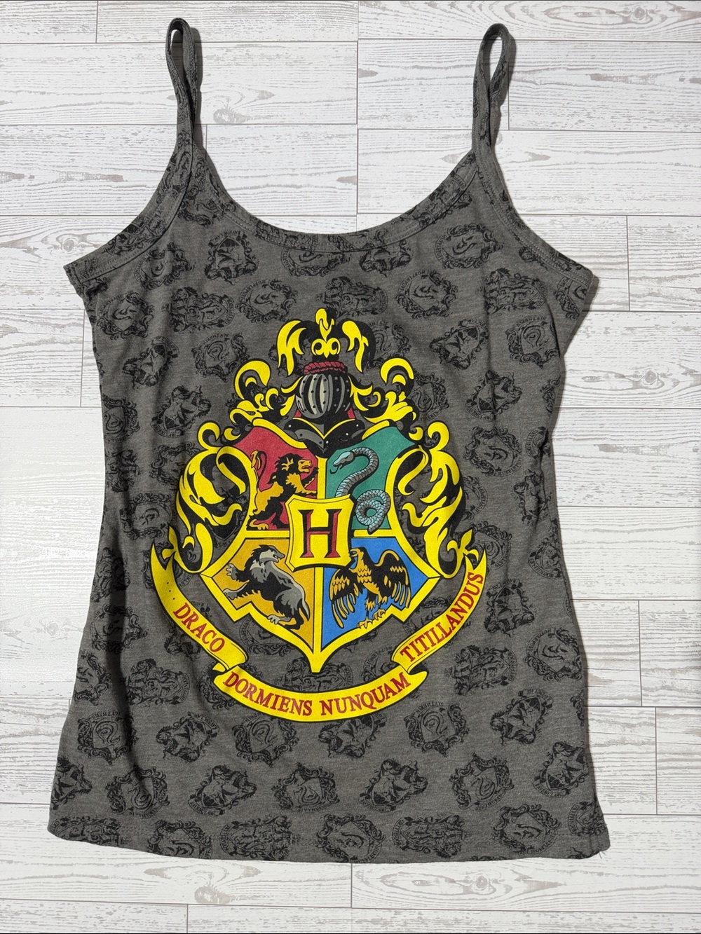 Hogwarts Crest Grey Graphic Camisole - Women's